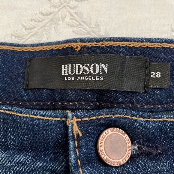 Hudson shorts - Picture 2 of 3